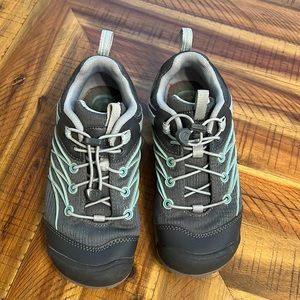 Keen Chandler CNX shoes